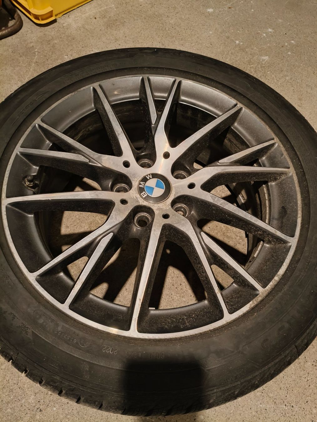 Pneumatici & Ruote complete: BMW wintersatz R17 – Usato da Flawil venduto da mikica0