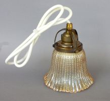 Jugendstil Hängelampe mit Messing-/ Porzellanfassung - 14cm