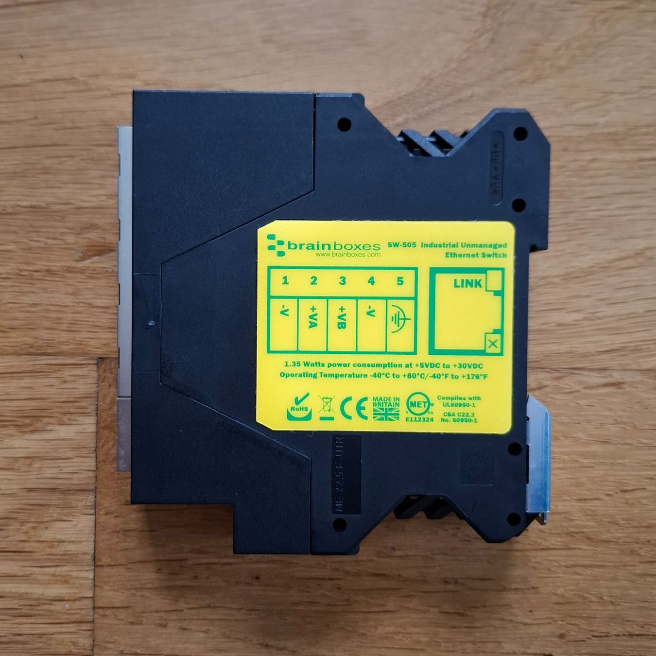 Hubs & Switches: Brainboxes SW-505 - Ethernet Switch / 5 Ports – Neu (gemäss Beschreibung) aus Reinach BL von HeTra20 1