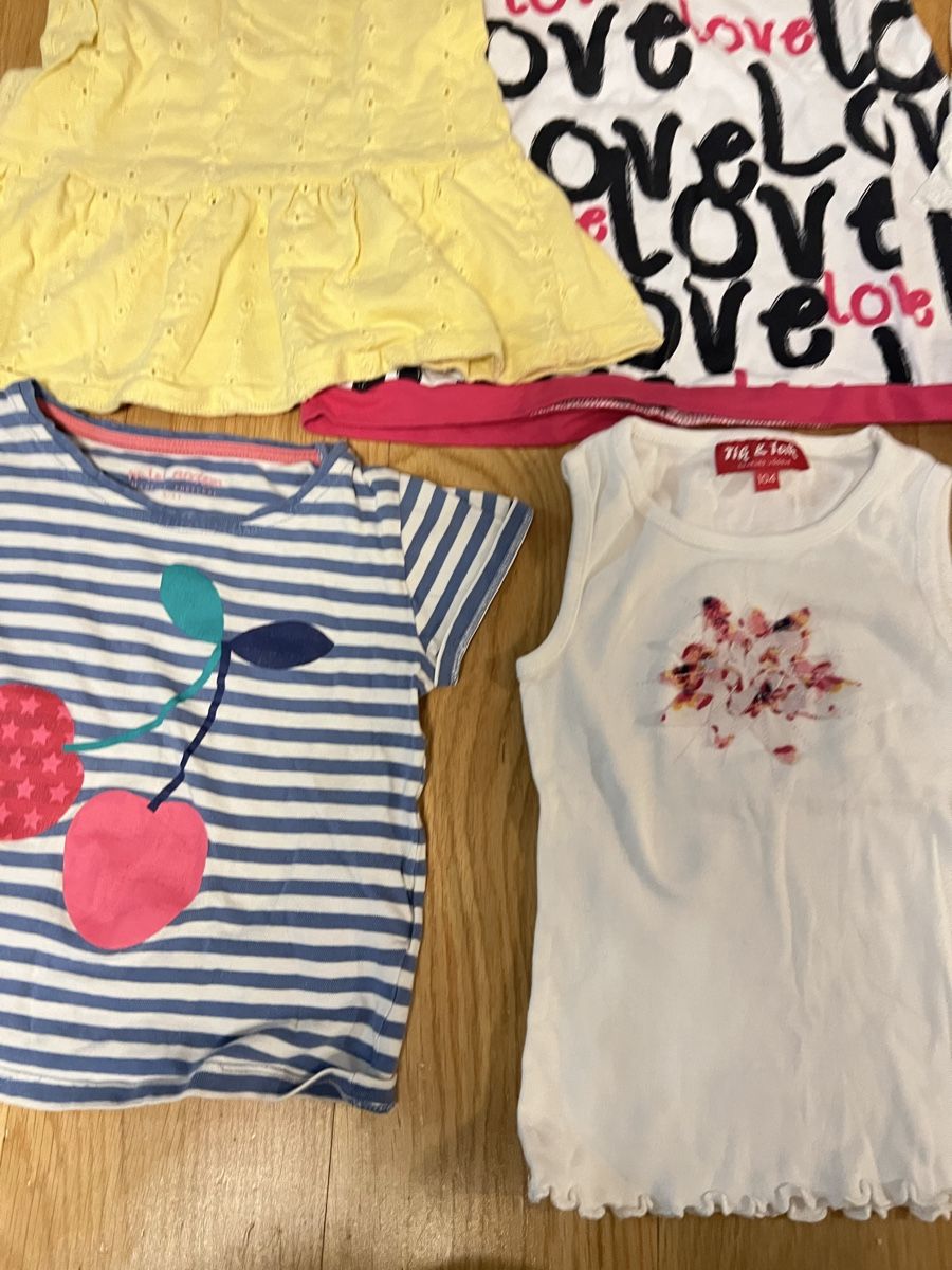 Lotti & Set di vestiti: Kleiderpaket Gr. 104 Mädchen Sommer – Usato da Zollikerberg venduto da Huglina 2