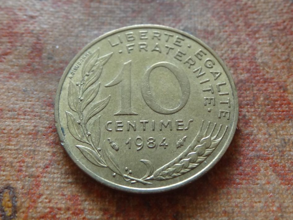 Tutti le monete: FRANCE  10 Centimes  1984  (P) – Usato da Romanel-sur-Lausanne venduto da Swift13