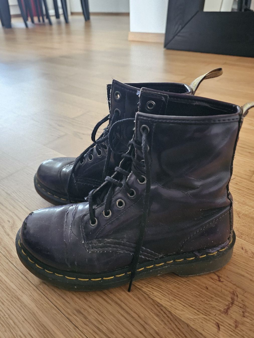Dr. Martens Scarpe da donna: 2nd hand violet dr. Martens – Usato da Oberengstringen venduto da gre_7wv8 1