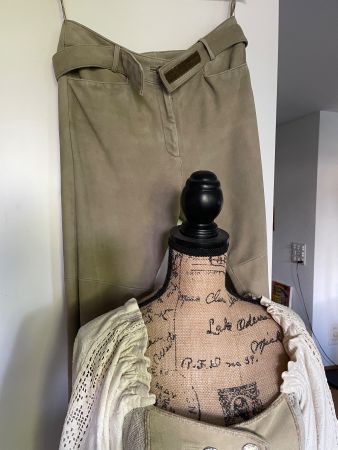 Landhaus Mode Trachten Lederhose mit Bluse Gr. 38