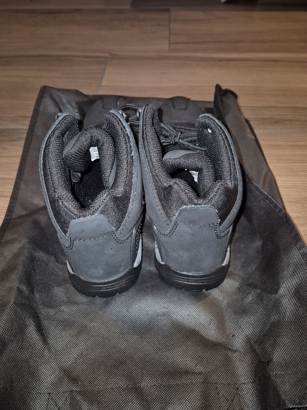 Scarpe da uomo: S3 Sicherheitsschuhe neu Gr.41 – Nuovo (secondo la descrizione) da Auswil venduto da boumi85 2
