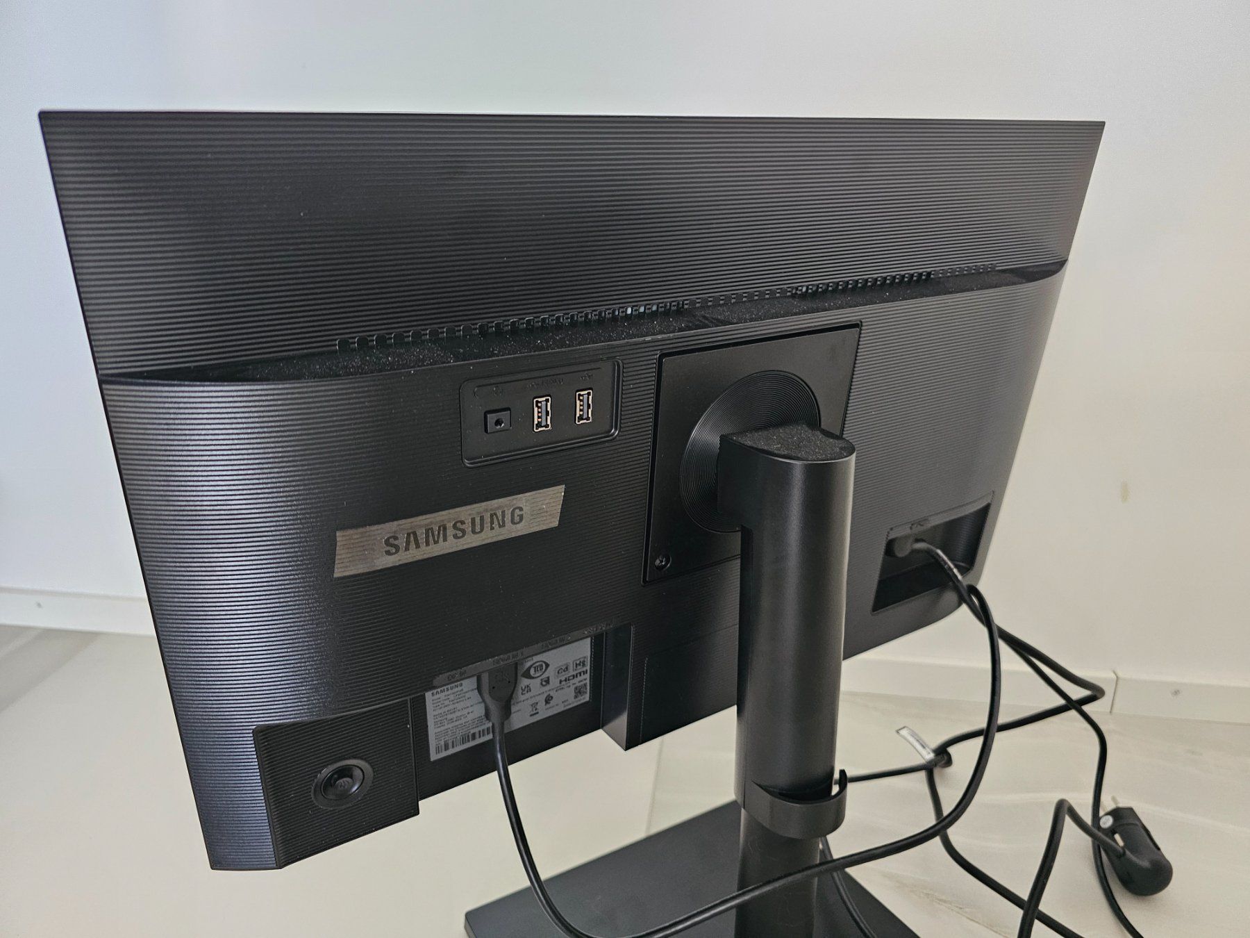 Ecrans: Samsung Bildschirm – D'occasion à Zürich par TrueTrade 1