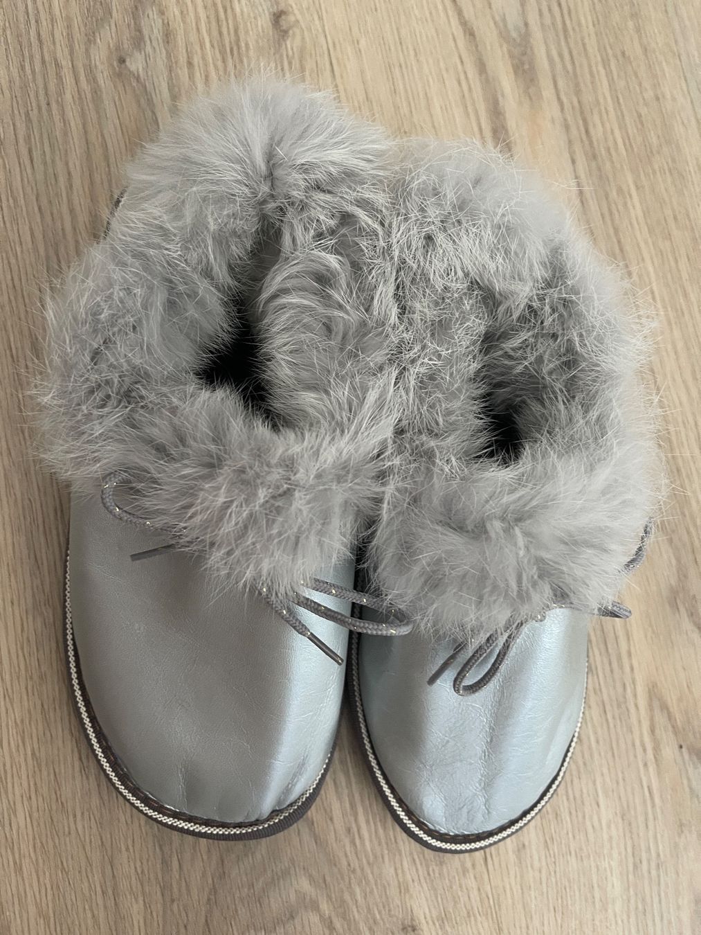 Scarpe da donna: Hausschuhe Damen 38 – Nuovo e nell'imballaggio originale da Winterthur venduto da Deal246 3