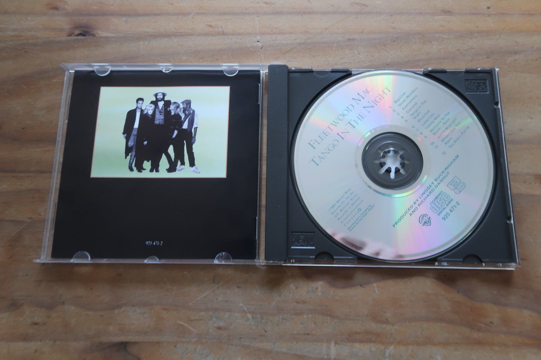 CD: FLEETWOOD MAC - TANGO IN THE NIGHT - CD – Usato da Basel venduto da Patiscat 3