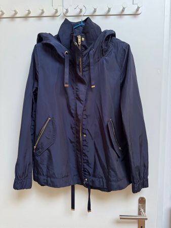 Regenjacke Zara Dunkelblau mit Goldhardware