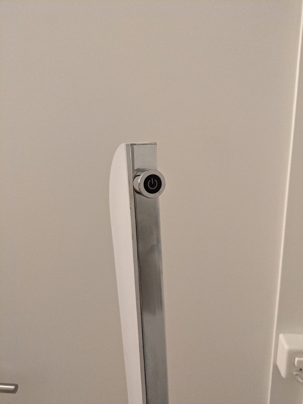 Lampade: Stehlampe zu verkaufen – Usato da Egolzwil venduto da hall520 2