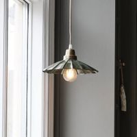 Unbenutzte Hängeleuchte grün mit Stecker / für Steckdose