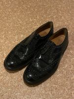 Elegante Lederschuhe mit Brogue-Muster – Grösse 43
