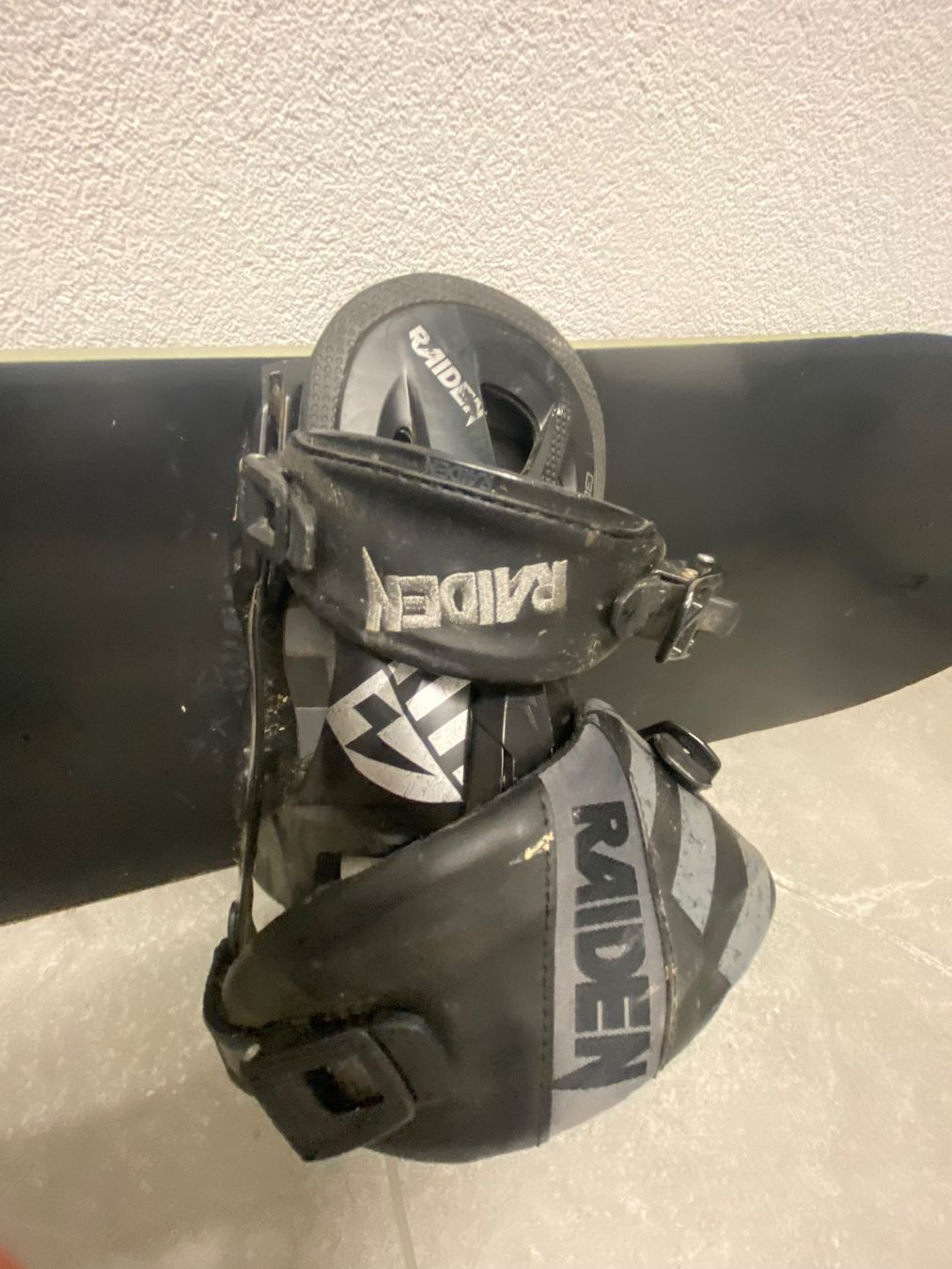 Snowboard Nitro Boards: Nitro Snowboard mit Raiden Bindung schwarz gebraucht – Gebraucht aus Jaun von nla_7s2x 2