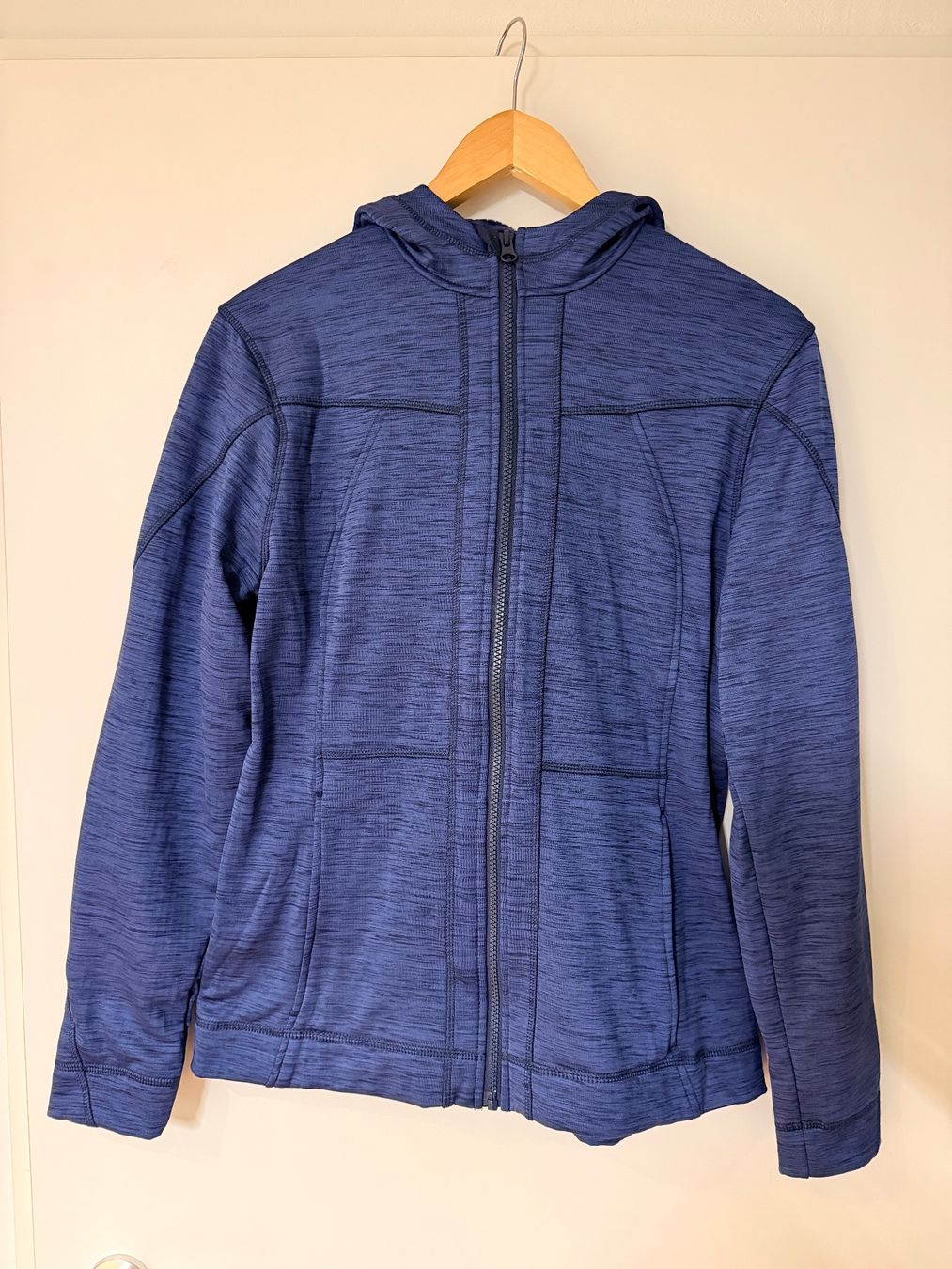 Engelbert Strauss Jacken: Strauss Kapuzenjacke, NEU / Damen – Neu und originalverpackt aus Stans von Zappa93