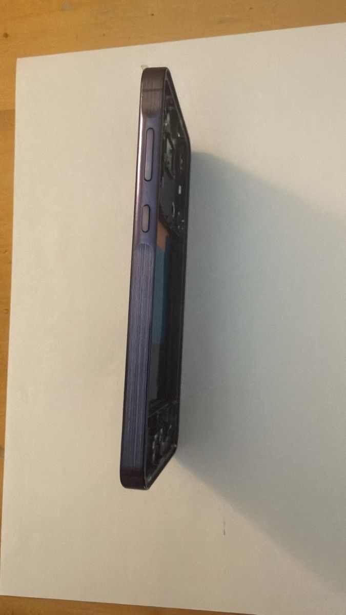 Samsung Telefoni cellulari / Smartphones: Display A 55  5G with frame – Nuovo e nell'imballaggio originale da Leukerbad venduto da mig_8bbp 1