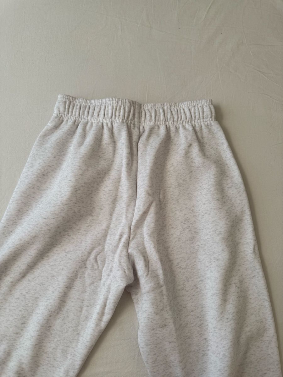 Aybl Pantaloni: AYBL Jogginghose M – Nuovo (secondo la descrizione) da Gossau SG venduto da laura_dema 4