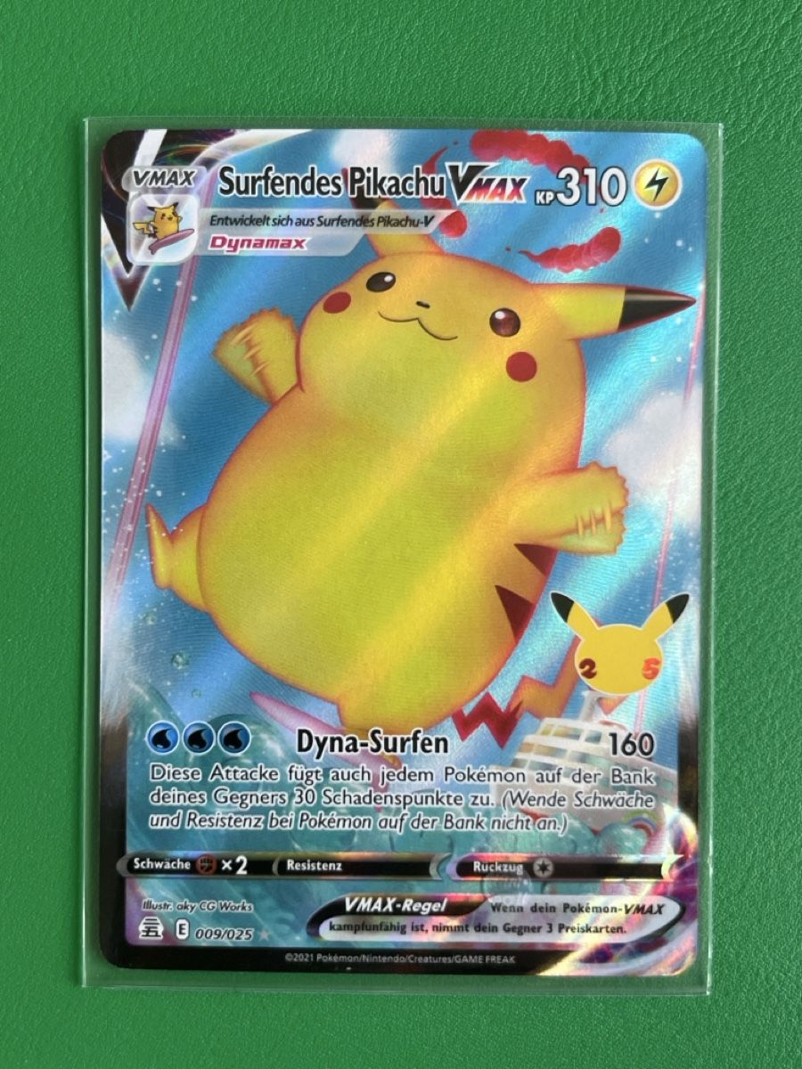 Pokémon Carte collezionabili: Pokemon surfendes Pikachu VMAX CEL 009 DE Celebrations – Nuovo (secondo la descrizione) da Lommiswil venduto da diti_89