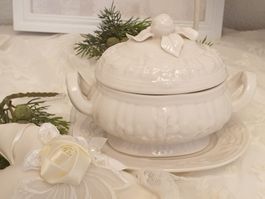 Dose mit Deckel Zuckerdose Suppenterrine Porzellan Rose