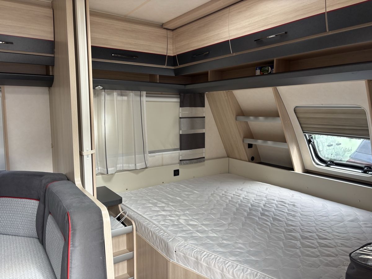 Hobby Véhicules de camping: Caravane hobby DELUXE édition  – D'occasion à Couvet par inf_z6yz 8
