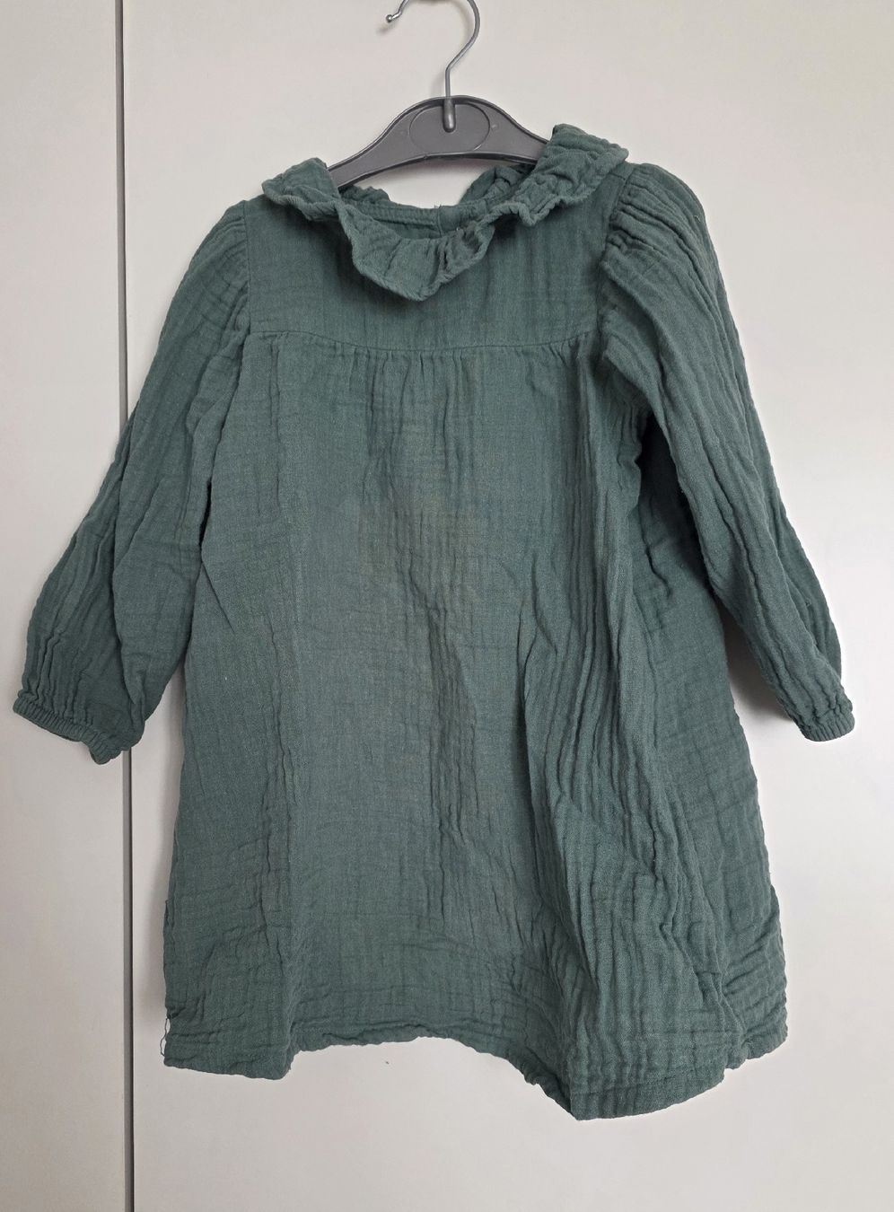 H&M Vestiti & Gonne: Langarm kleid Gr. 86 grün – Usato da Wettingen venduto da Francesca011