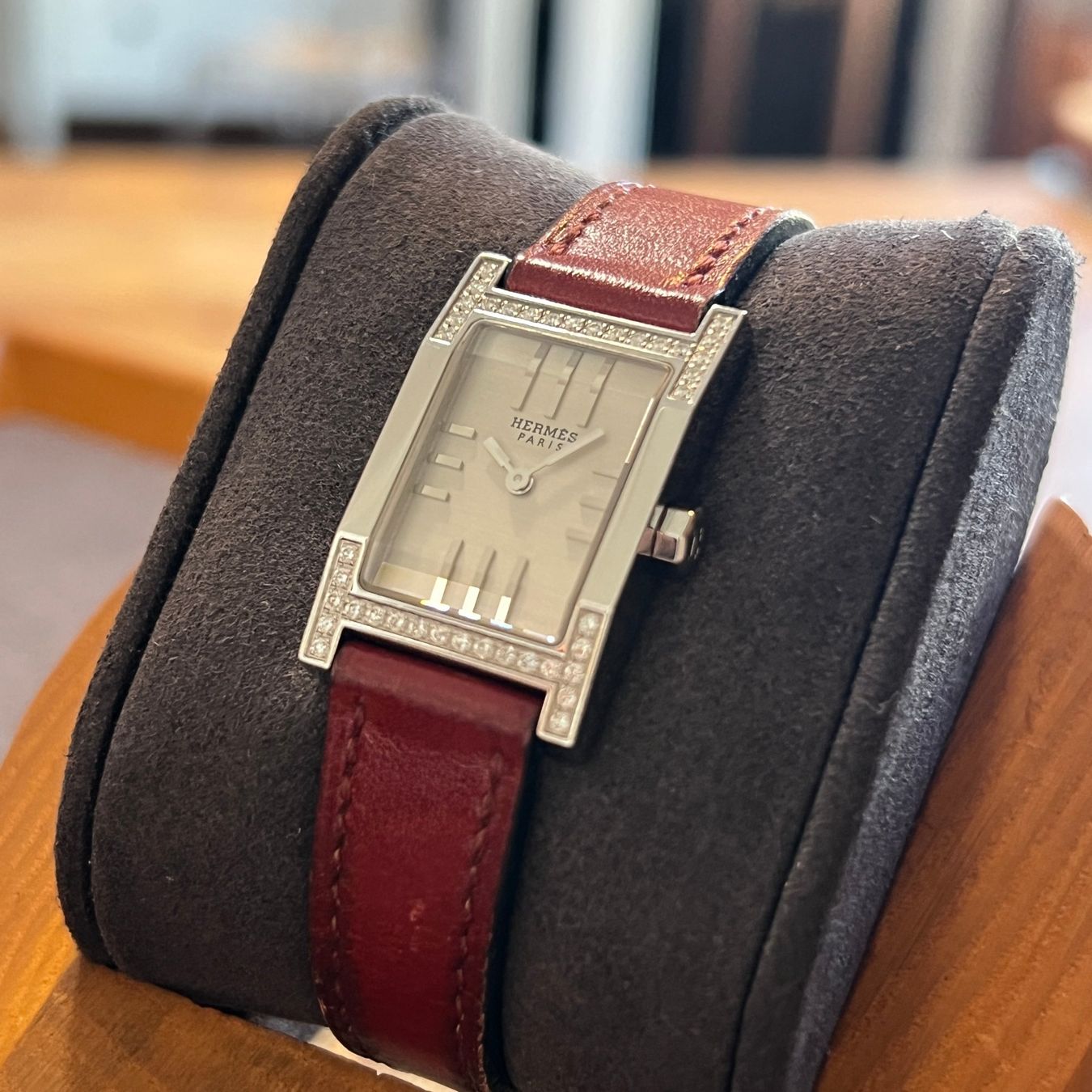 Hermès Uhren: Hermès Tandem Diamond Bezel TA1.230 – Gebraucht aus Carouge GE von Watchaser 2