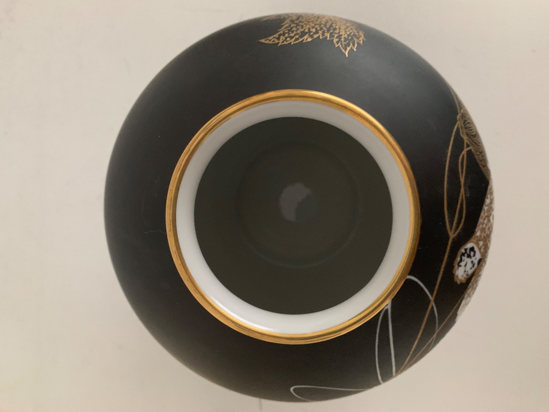 Rosenthal Vasen & Gefässe: Rosenthal Vase / Malvacea schwarz – Gebraucht aus Biel/Bienne von Katja01112 4