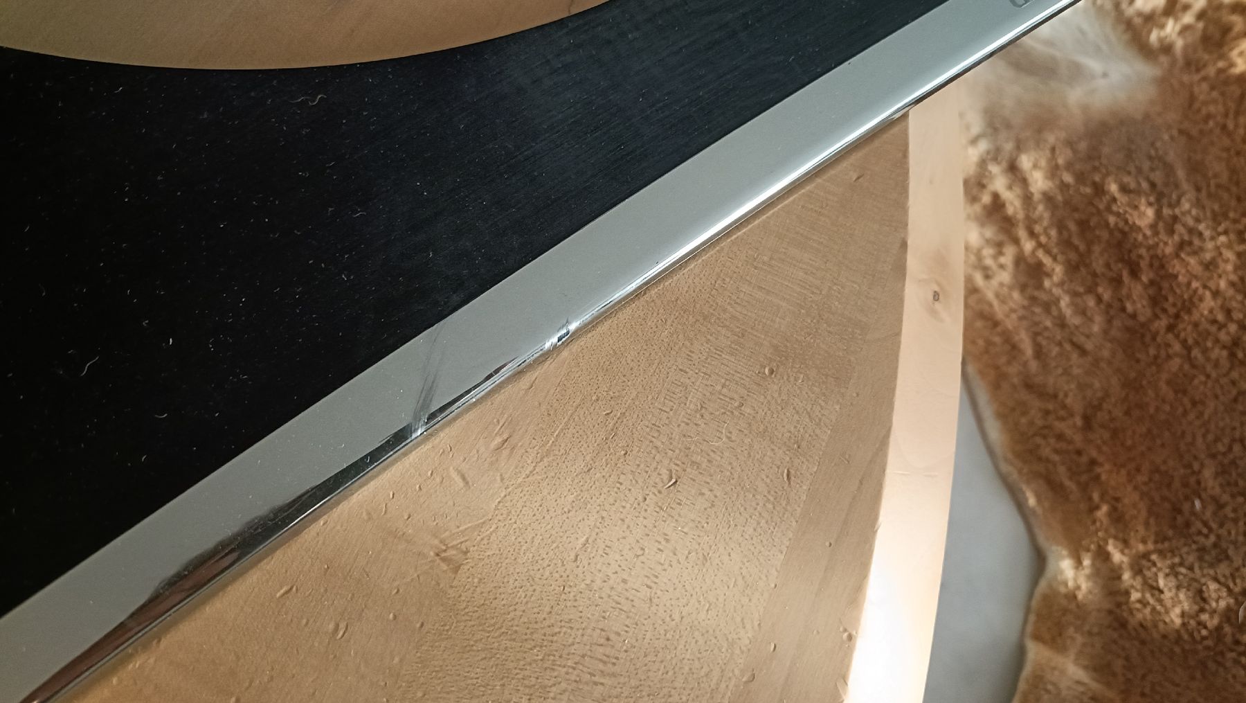 Samsung Televisori: Samsung 65" Curved 4K Smart-TV – Usato da Möriken AG venduto da koe_9m7l 4