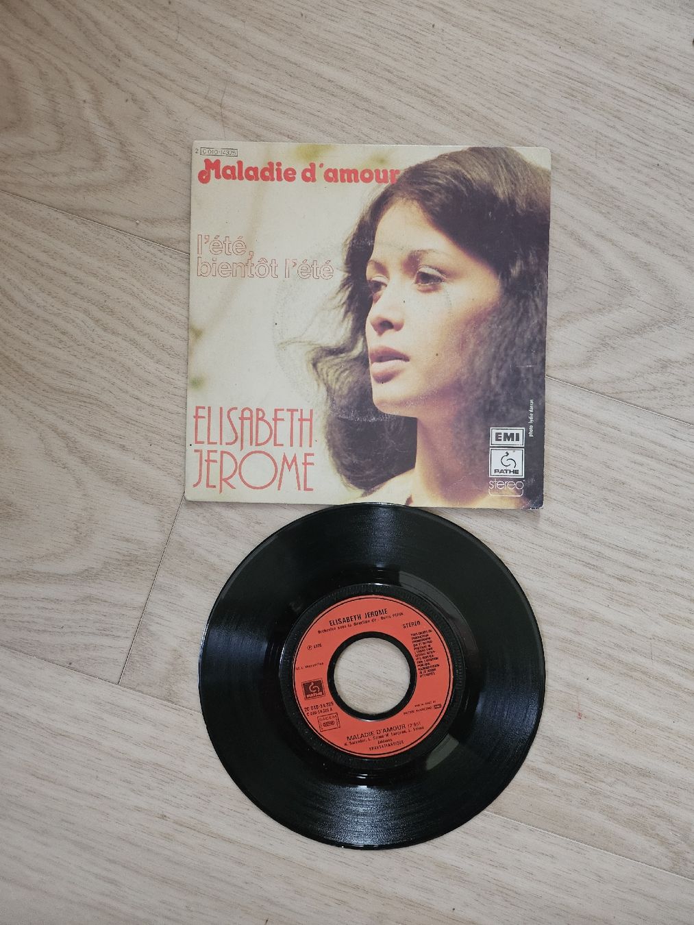 Dischi in vinile: Vinyle 45 tours Elisabeth Jerôme – Usato da La Joux FR venduto da car_ck96