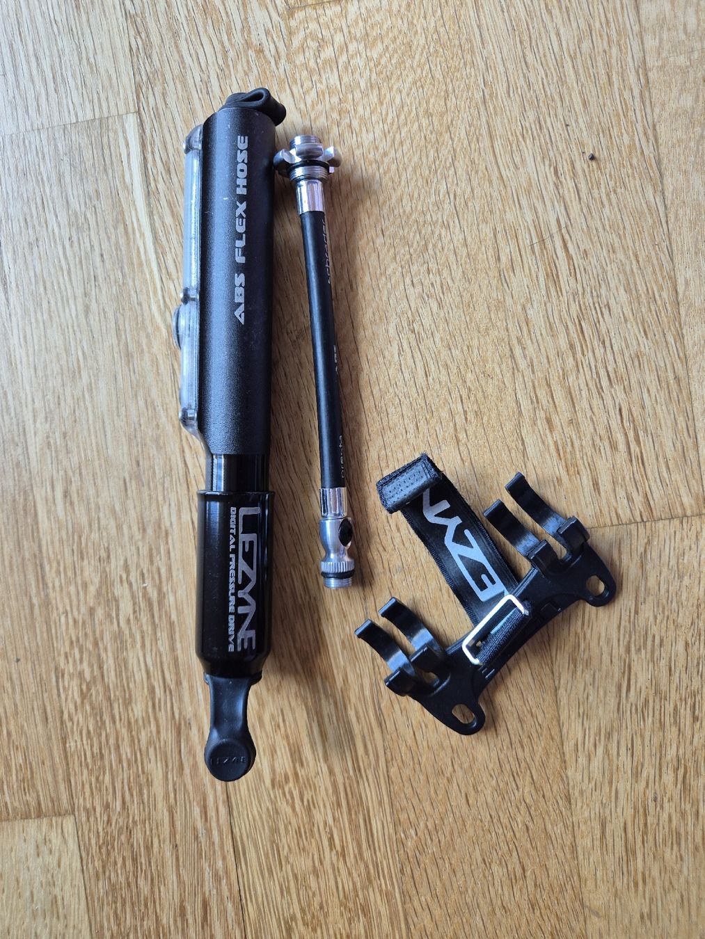 Lezyne Pezzi di ricambio: Leysine pompe vélo – Usato da Kilchberg ZH venduto da echidne42