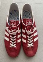 Baskets Adidas Napoli rouges homme, taille 44, occasion 