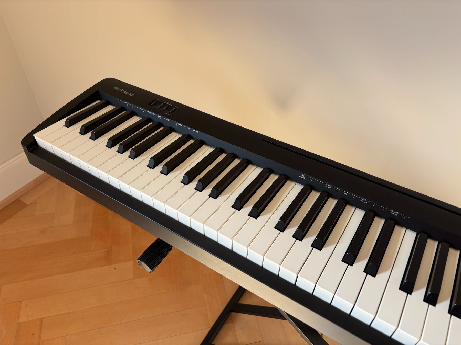 Roland Musikinstrumente: Roland FP-10 Digitalpiano – Gebraucht aus Zürich von aguzan 5