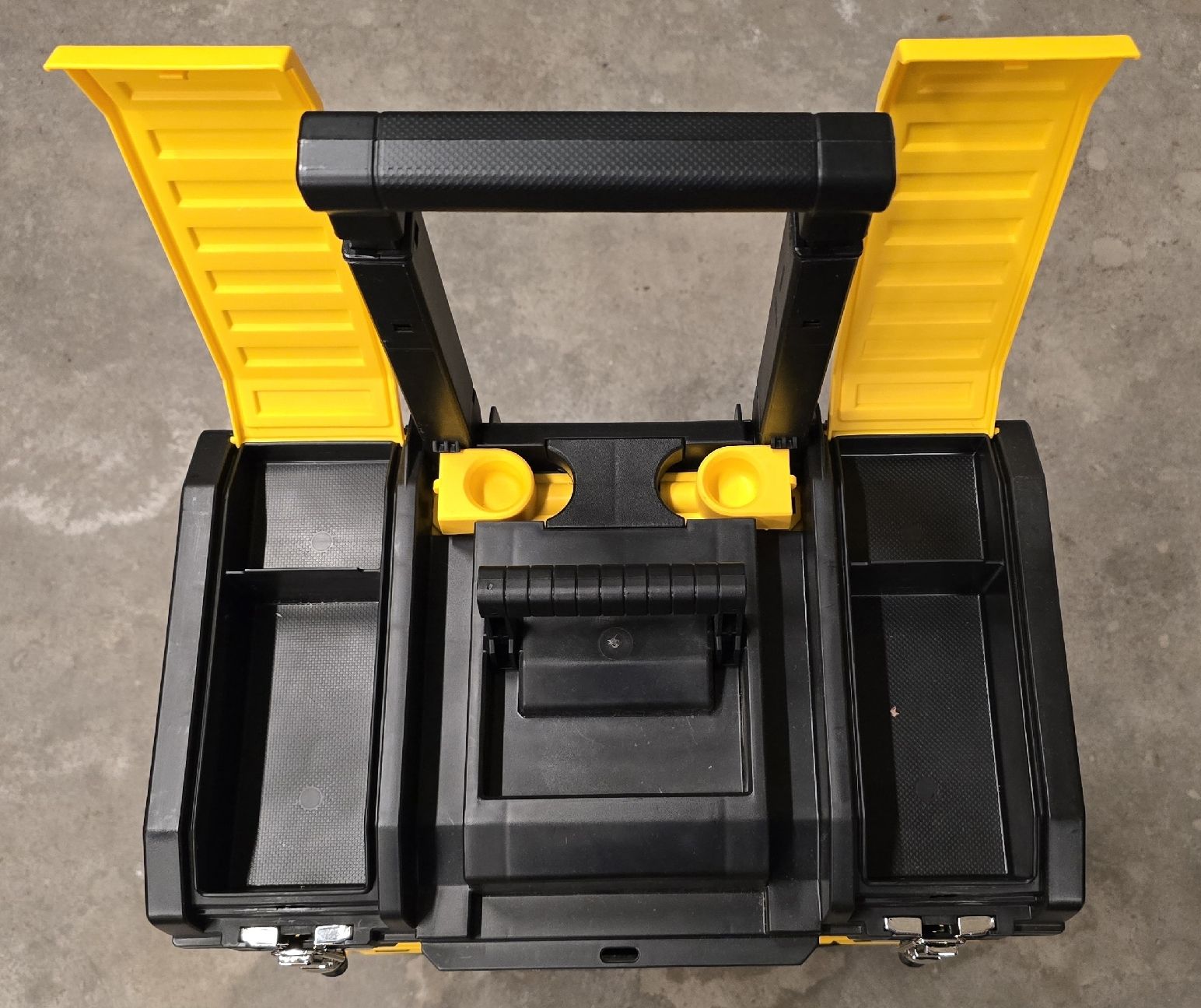Stanley Tutti gli attrezzi: Boîte à outils trolley  – Nuovo (secondo la descrizione) da Champlan venduto da Sgosteli 2
