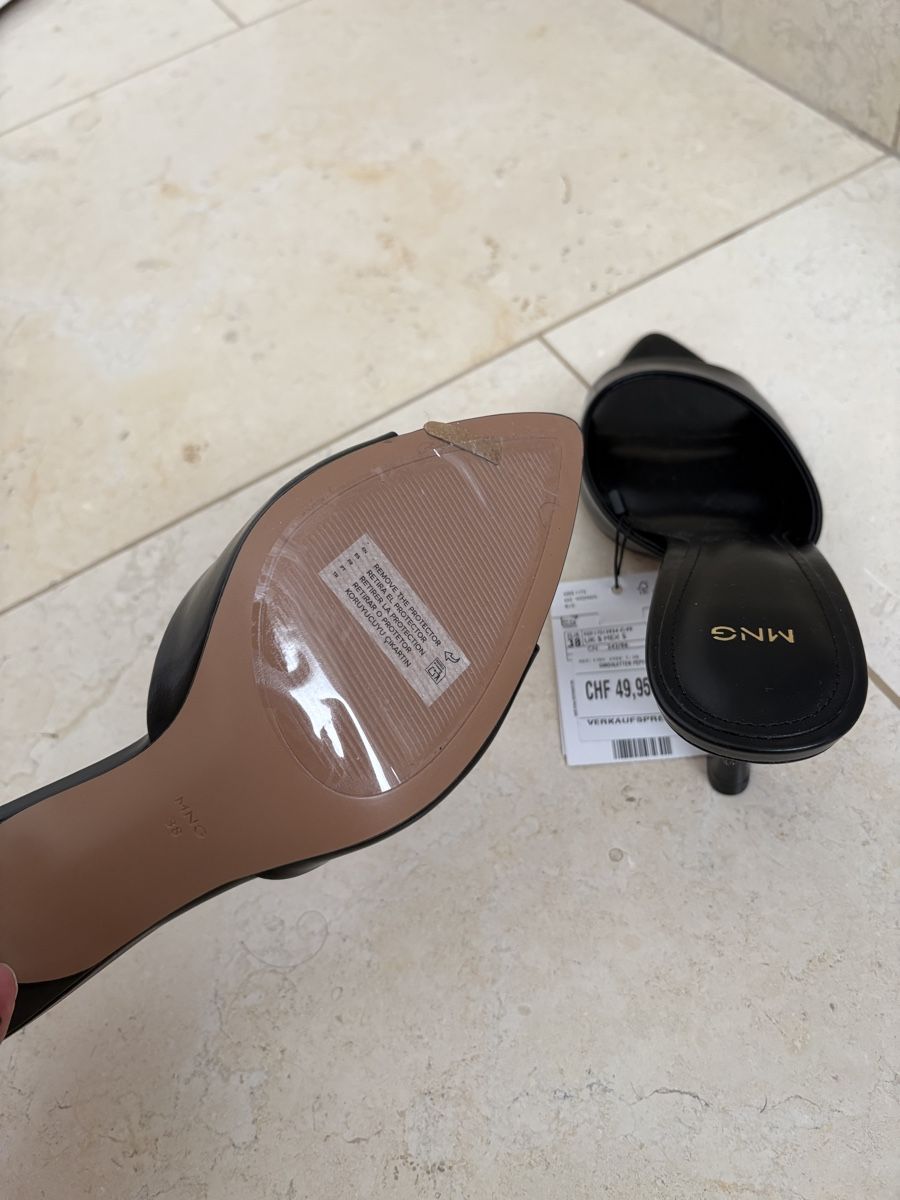 Mango Scarpe da donna: Schwarze Hells von Mango, neu und ungetragen, 38 – Nuovo e nell'imballaggio originale da Zürich venduto da Sera.13 3
