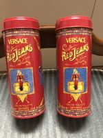 2 Blechdosen Versace Red Jeans