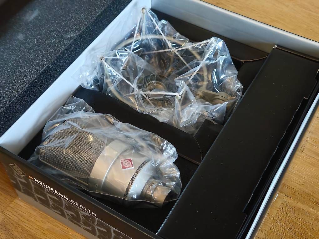 Neumann Mikrofone: Microphone Neumann TLM 103 et suspension – Gebraucht aus Farvagny-le-Grand von Quent 2