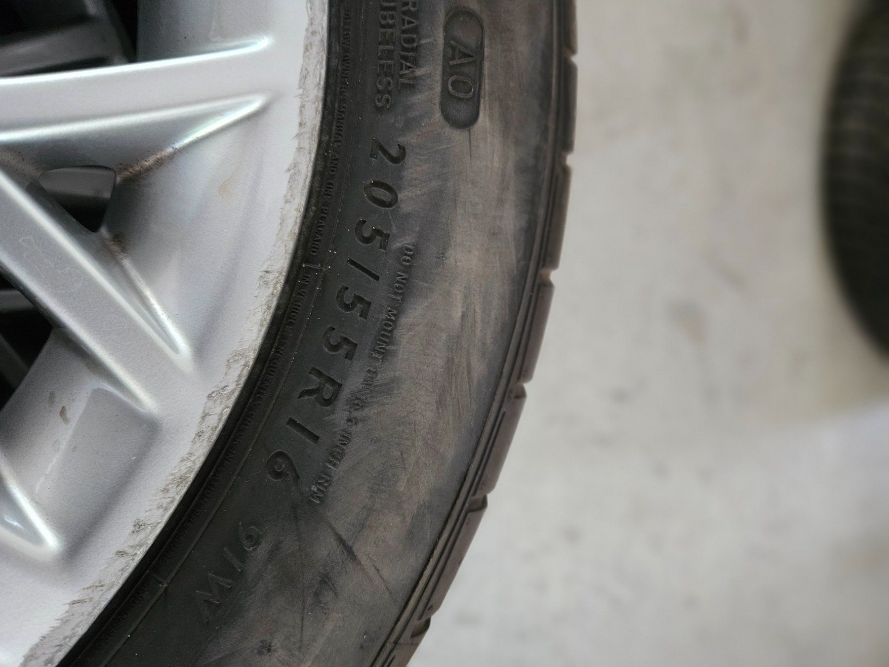 Pneus & Kompletträder: Roue audi a4 a3 – Gebraucht aus Villeneuve VD von Halil_ 2