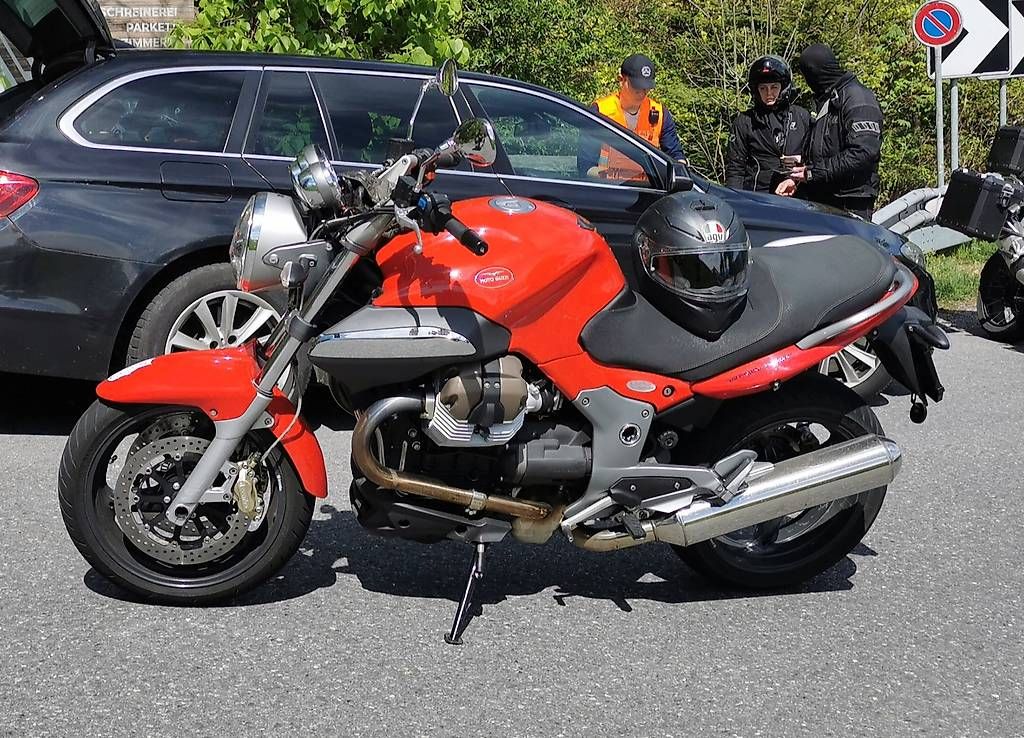 Strada: Moto Guzzi Breva 1100 ab MFK – Usato da Malans GR venduto da hpgo 2