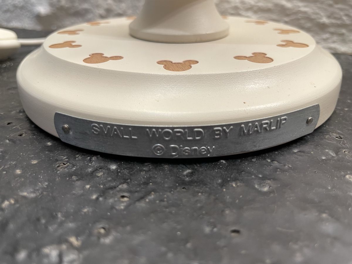 Disney Lampade: Disney Kinder Tisch Lampe Mickey Mouse – Usato da Windisch venduto da rascale 5