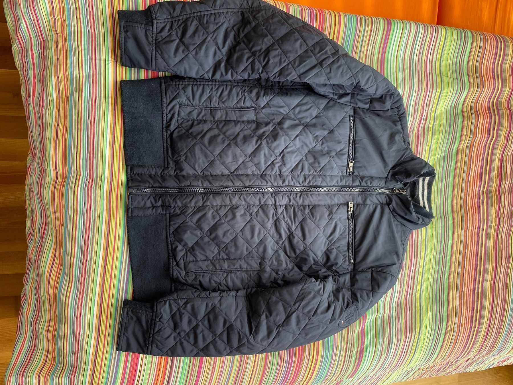 Tommy Hilfiger Giacche: Tommy Hilfiger – Nuovo (secondo la descrizione) da Winterthur venduto da AJ2323