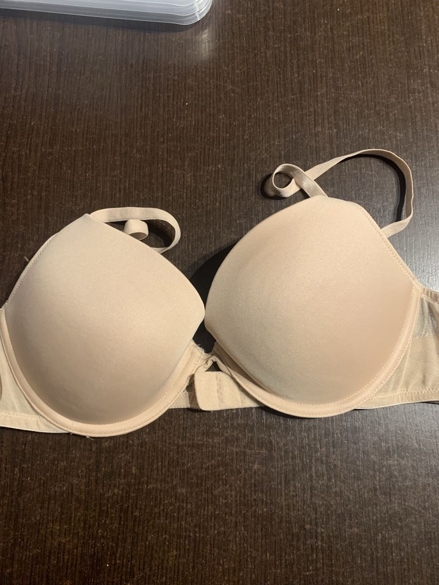 H&M Autres dessous: Soutien-Gorge H&M 80B – D'occasion à Domdidier par qatar1973 1