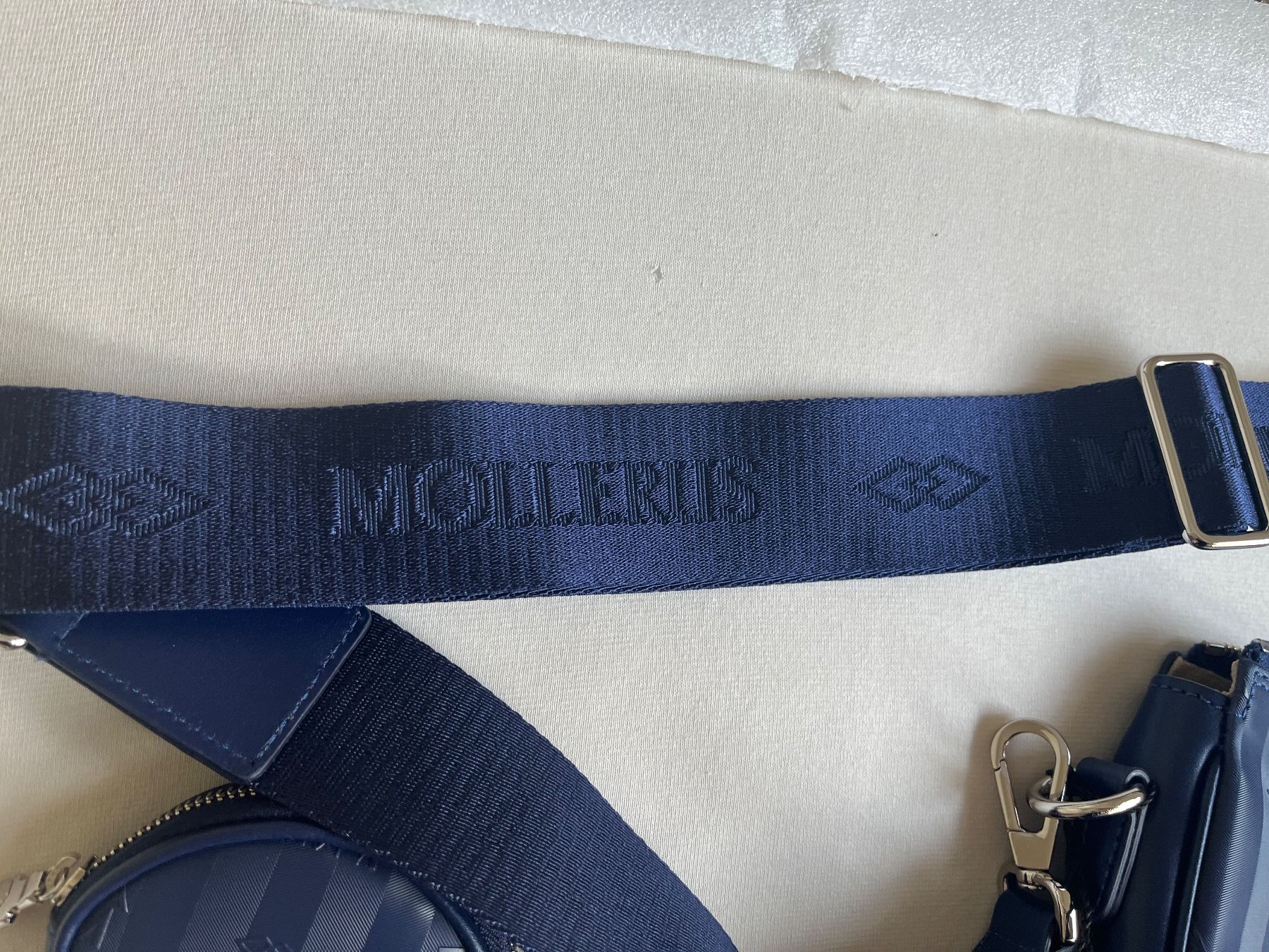 Borse da donna: Maison Mollerus Tasche ZELL  |  NEU – Nuovo (secondo la descrizione) da Jona venduto da tissot8645 6