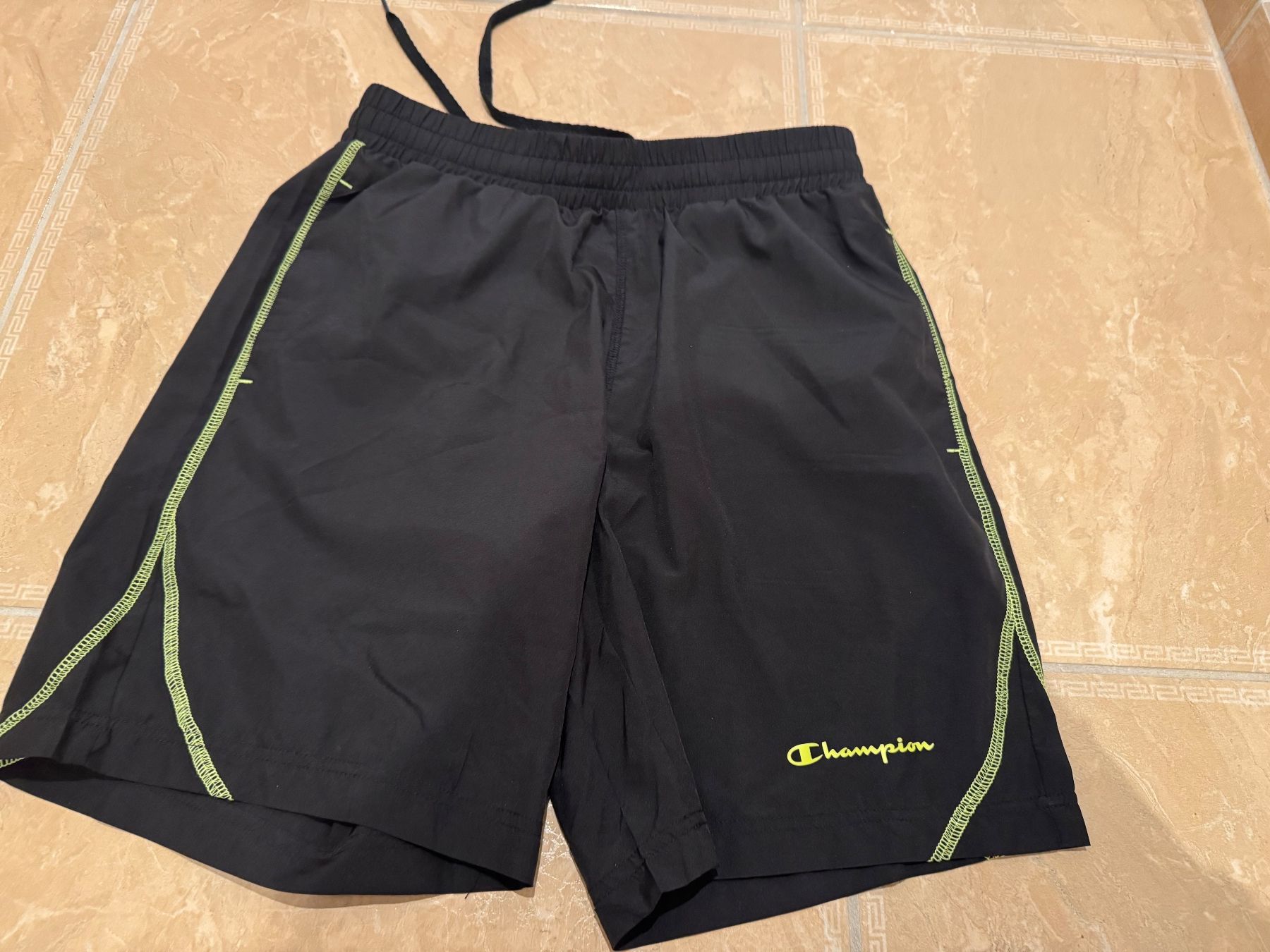 Champion Hosen: Champion neue Sporthose, S – Neu (gemäss Beschreibung) aus Klingnau von Markus14