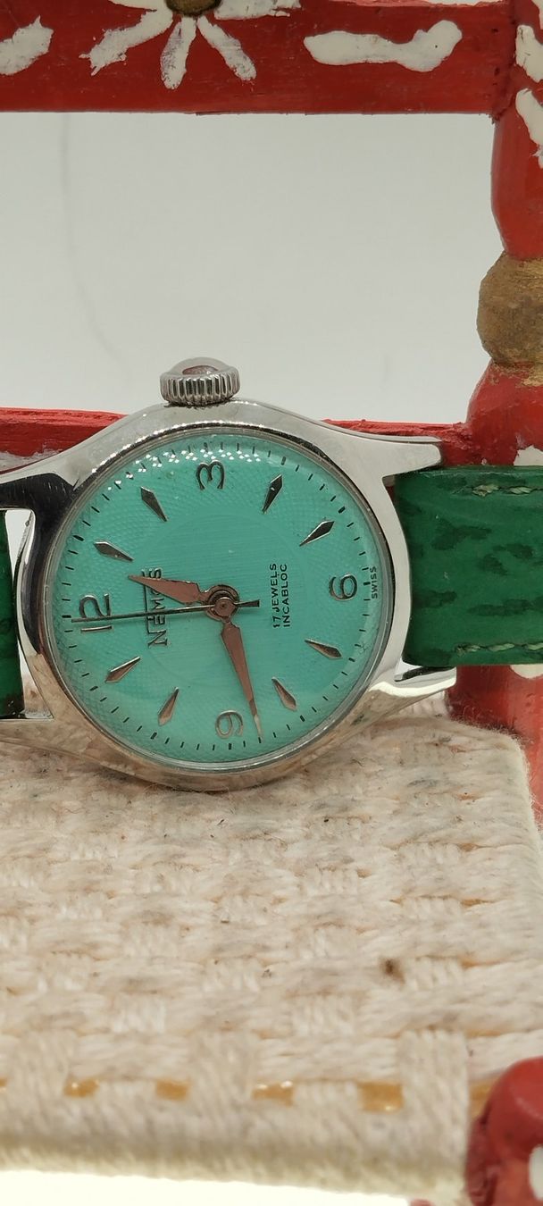 Uhren: Montre récupération vintage nemos – Gebraucht aus La Chaux-de-Fonds von jac_9llg 3