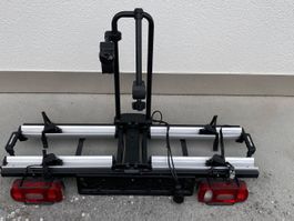 Klappbarer Fahrradträger von Bullwing zur fixen Montage