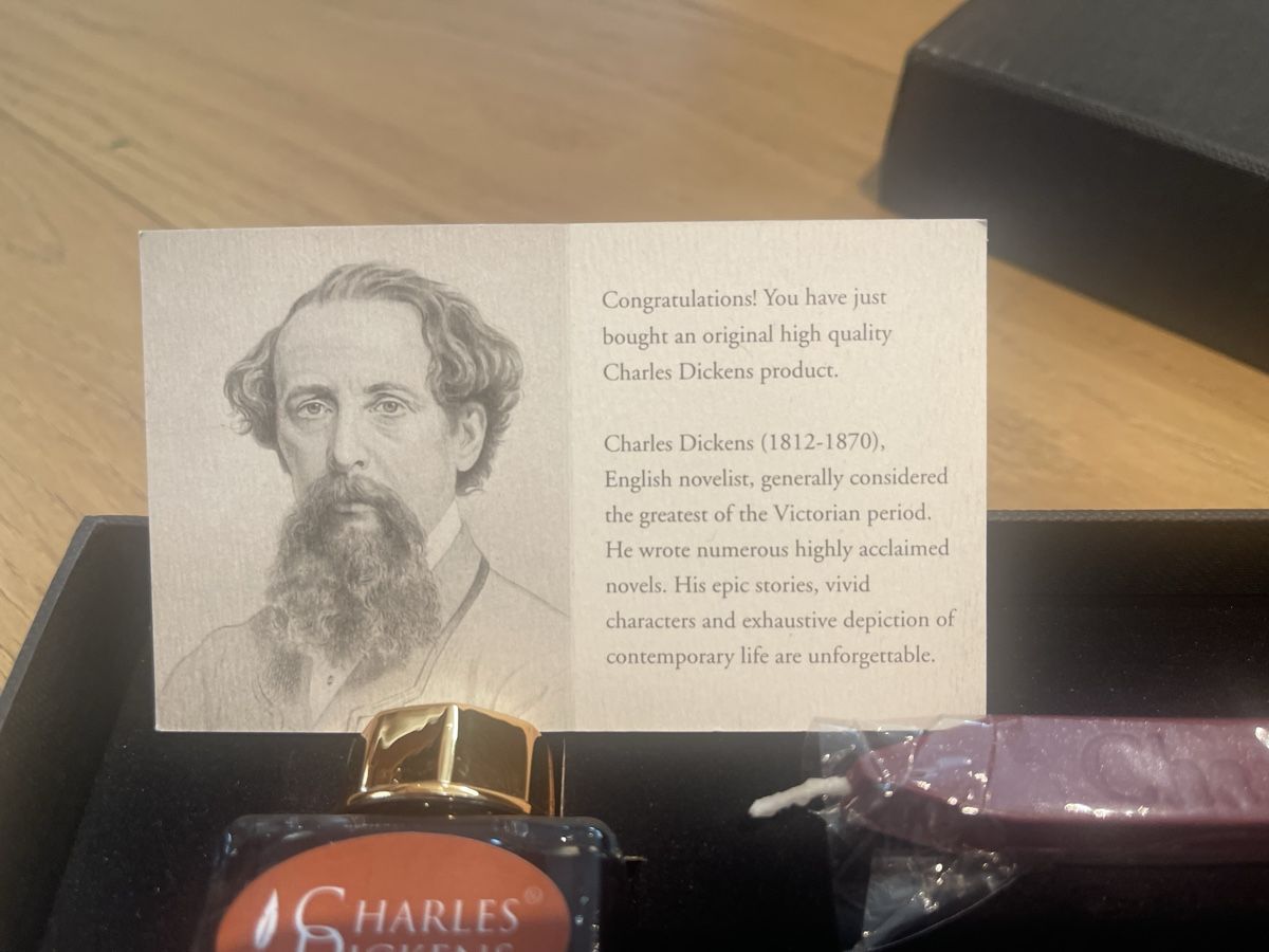 Autres écriture & dessin: Charles Dickens Schreibset – Neuf (Voir description) à Flums par rggl 1