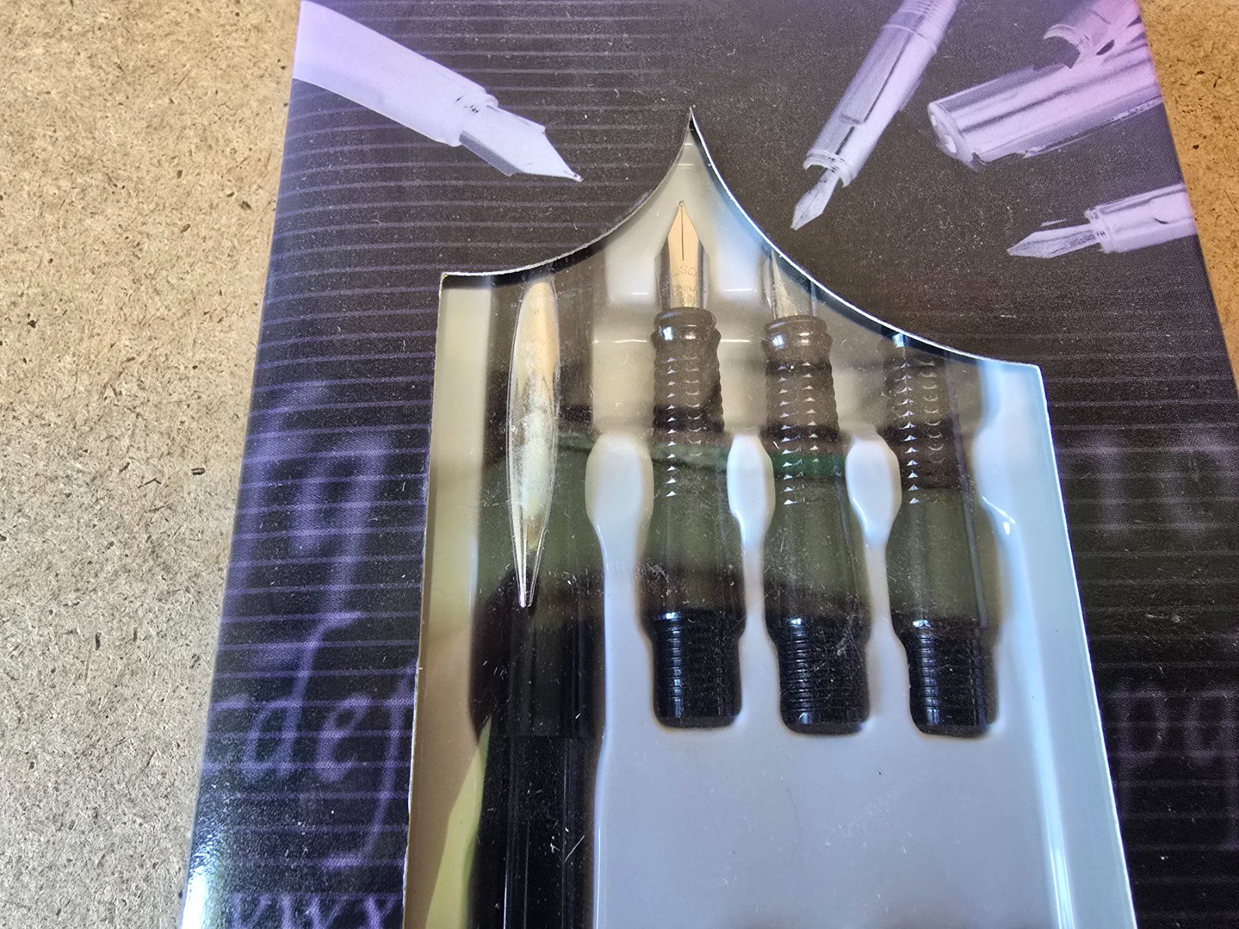 Penna & Evidenziatori: neues Kalligrapfie Set ab 1.- – Nuovo e nell'imballaggio originale da KRINAU venduto da Mio_Liqstyle 3