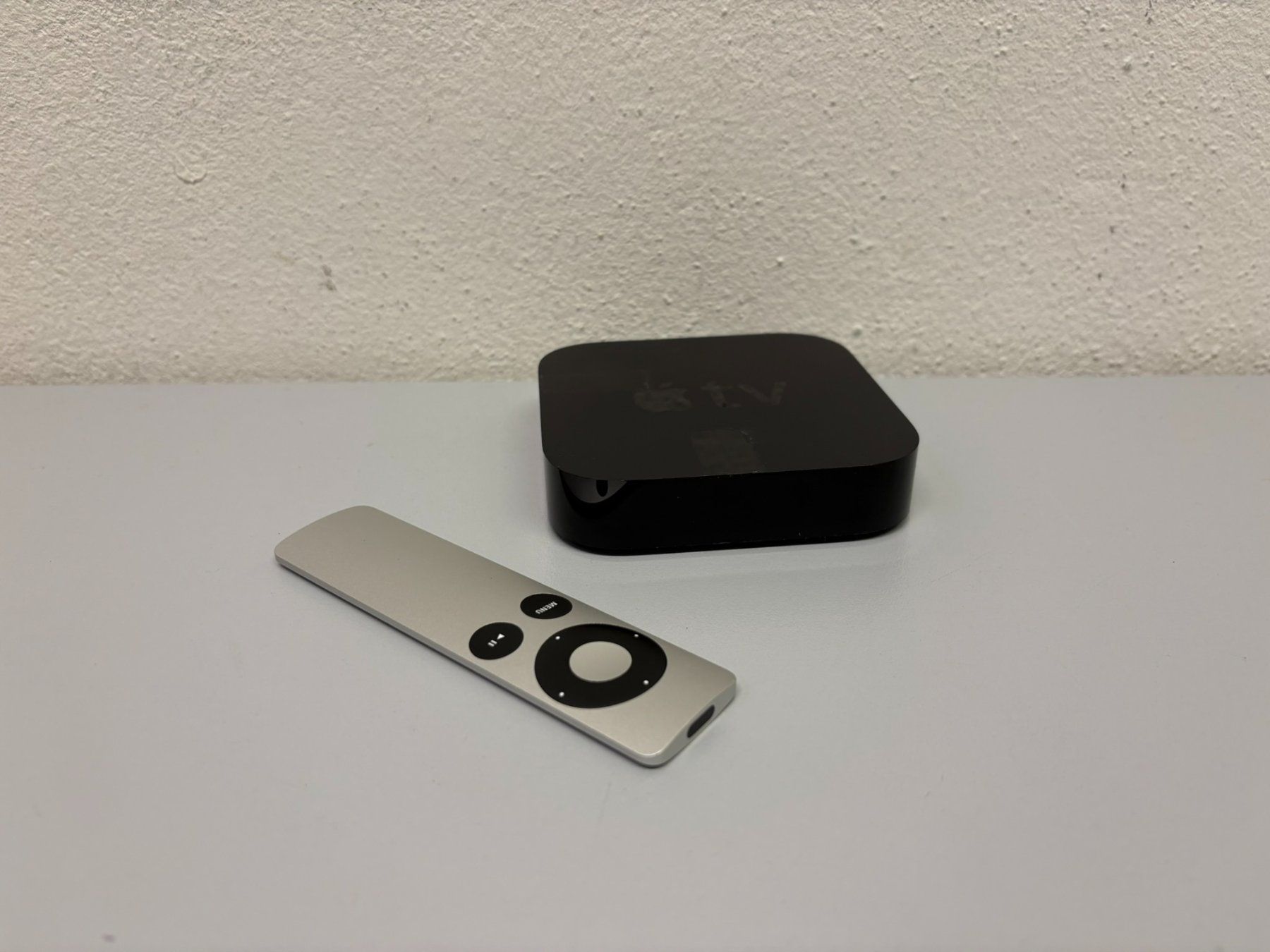 Apple Televisori: Apple TV (3. Generation) – Usato da Hochdorf venduto da av-electronics