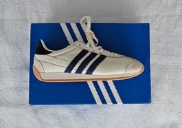 NEU, Adidas Country Sneaker Og