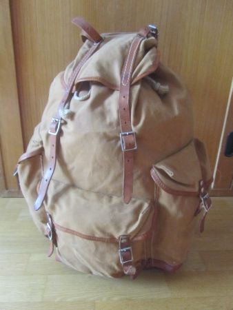 Vintage -Rucksack braun Stoff Leder Gurte guter Zustand