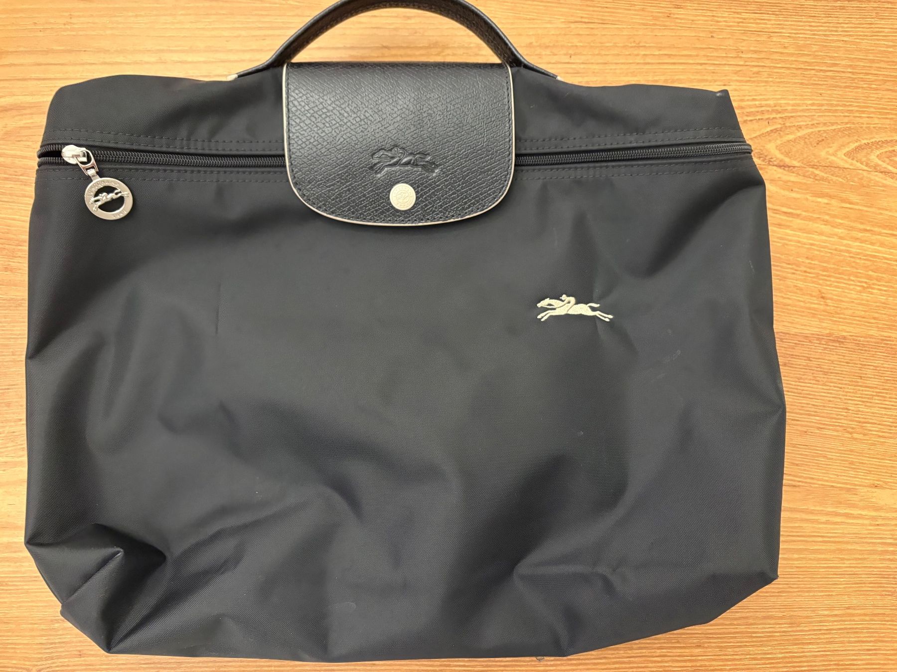 Longchamp Sacs: Longchamp - Laptoptasche (schwarz) – Neuf (Voir description) à Basel par SAF