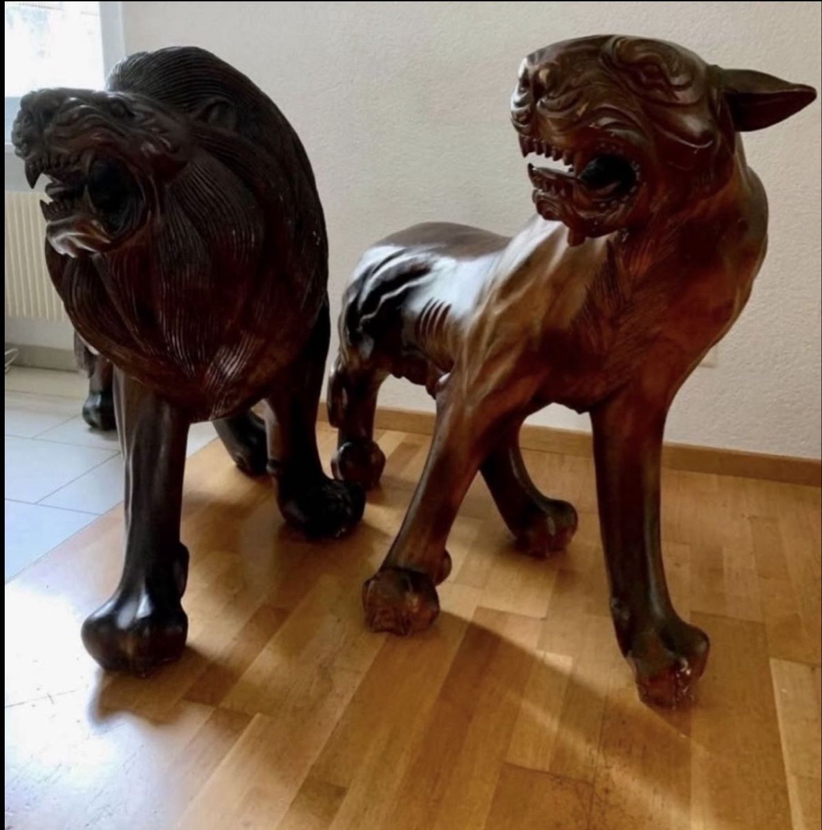 Skulpturen & Statuen: Löwen Paar aus Teakholz – Gebraucht aus Biel/Bienne von Katja01112 4
